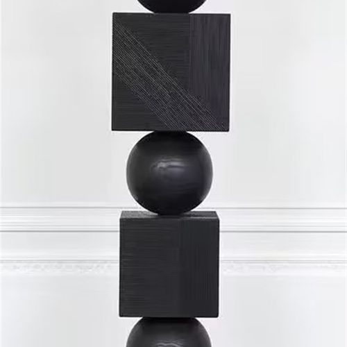 《天圆地方》木质雕塑摆件商业美陈室内软装酒店设计