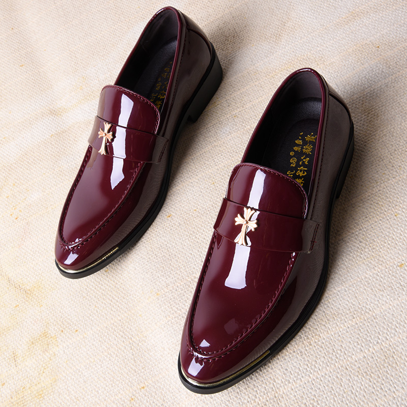 发型师皮鞋男韩版尖头亮皮潮男鞋子夜场青年潮流一脚蹬新郎结婚鞋