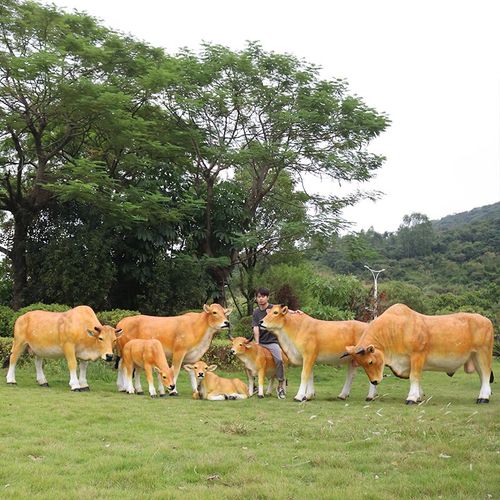 户外真黄牛雕塑农场牛肉店农耕装饰摆件玻璃钢大型写实动物模型