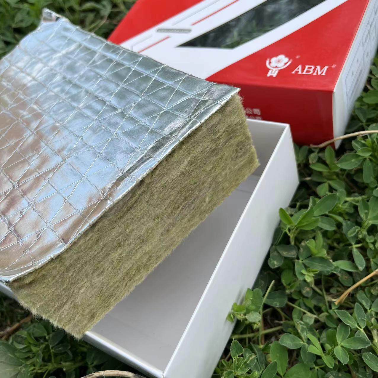 苏州泰石众喆铝箔岩棉板80kg幕墙隔断玄武岩棉板50mm金隅凯华岩棉,基础建材,隔热保温片,淘宝优惠券,粉丝福利购,淘宝优惠卷