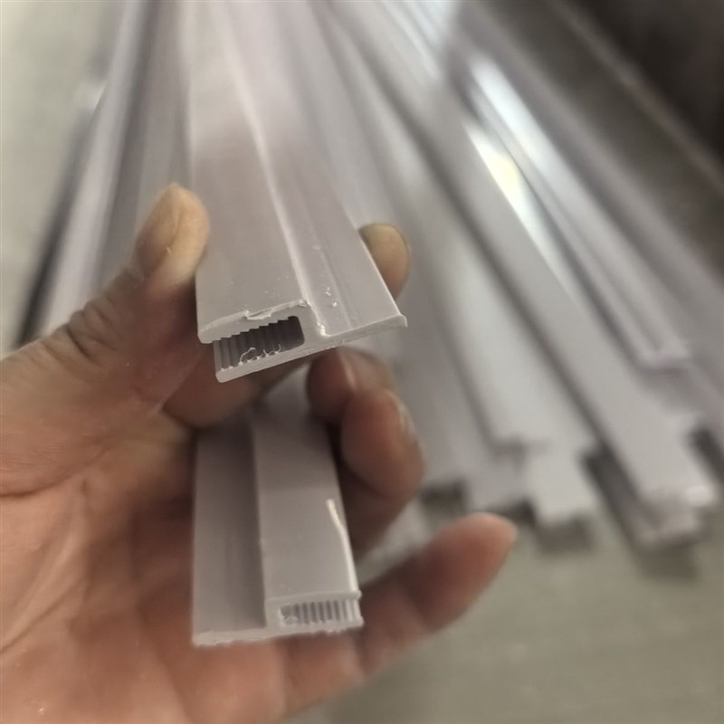 卡布灯箱软膜天花吊顶型材PVC龙骨缝隙收边天花卡条边框