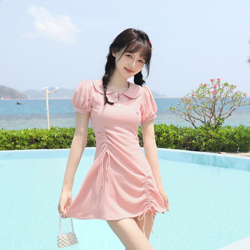 2024新款爆款游泳衣女夏连体学生可爱保守显瘦遮肚温泉少女网红风图片