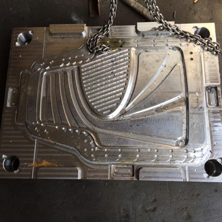 厂家供应铸铝汽车脚垫模具汽车配件模具金属铸造模具电力配件