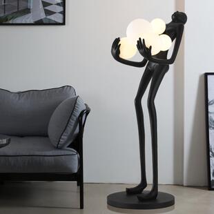 抱球人体灯雕塑树脂摆件简现代板间酒SWQ店售约楼部人样地像人形