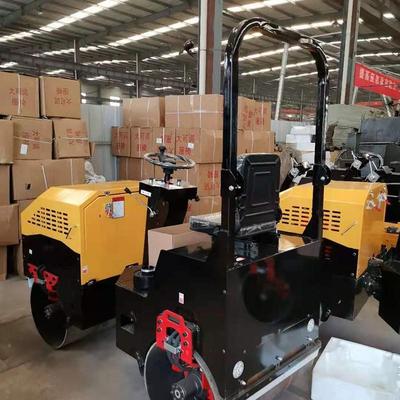 小振型坐驾式压动压路机驾驶式柴油压路机480震动路机厂家