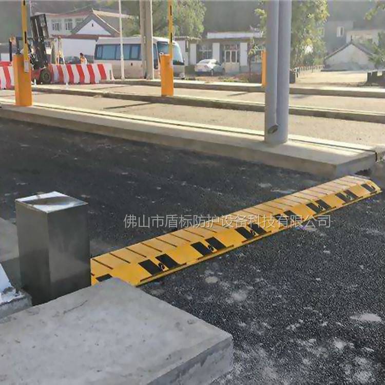 盾标防护地面安装防撞拦截器 道路智能遥控升降防撞装置 带警示灯
