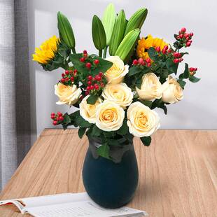 玫瑰花鲜花云南昆明基地批直发百合向日葵红豆家用鲜切水养插绢花