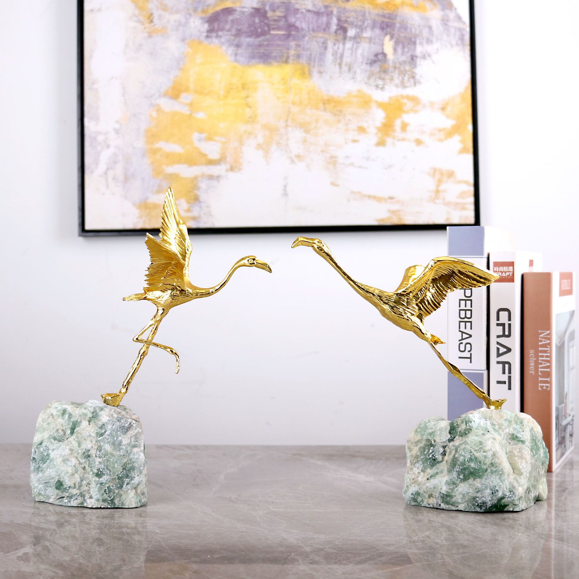 轻奢现代仙鹤展翅天然石底座客厅高档卧室玄关家居软装装饰品
