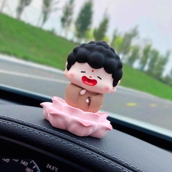 治愈系莲花观音佛车内饰品摆件2024新款可爱车载中控台汽车装饰女