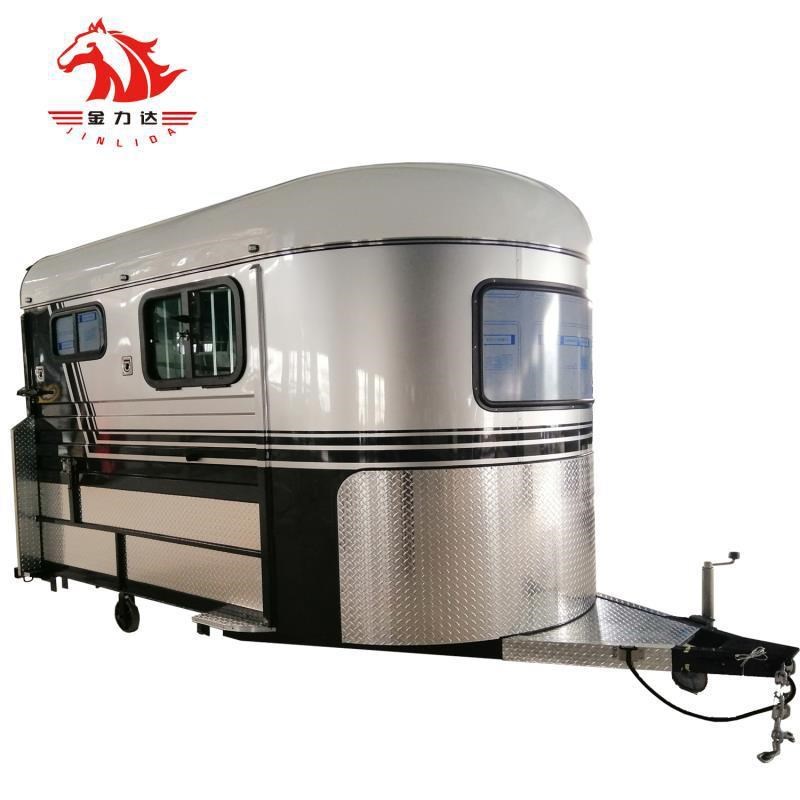 定制 牵引式野外宿营车 拖挂式房车运马车