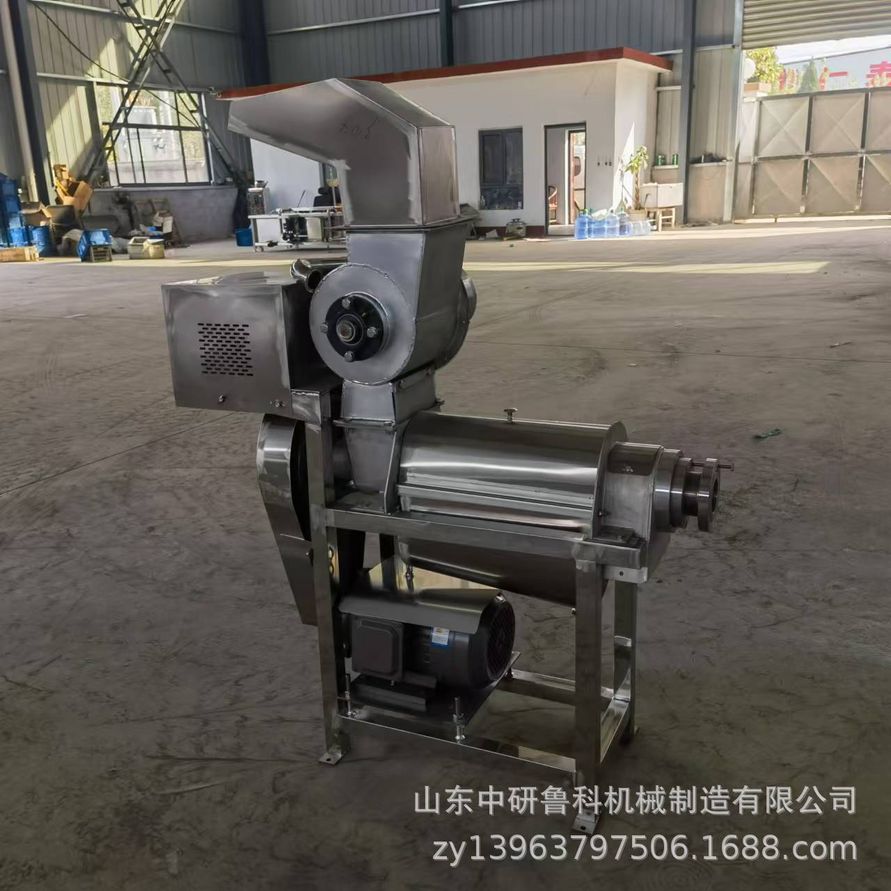 大型菠萝冷榨打汁机 果蔬汁渣分离大型设备 蜜橘青椒莴苣榨汁机