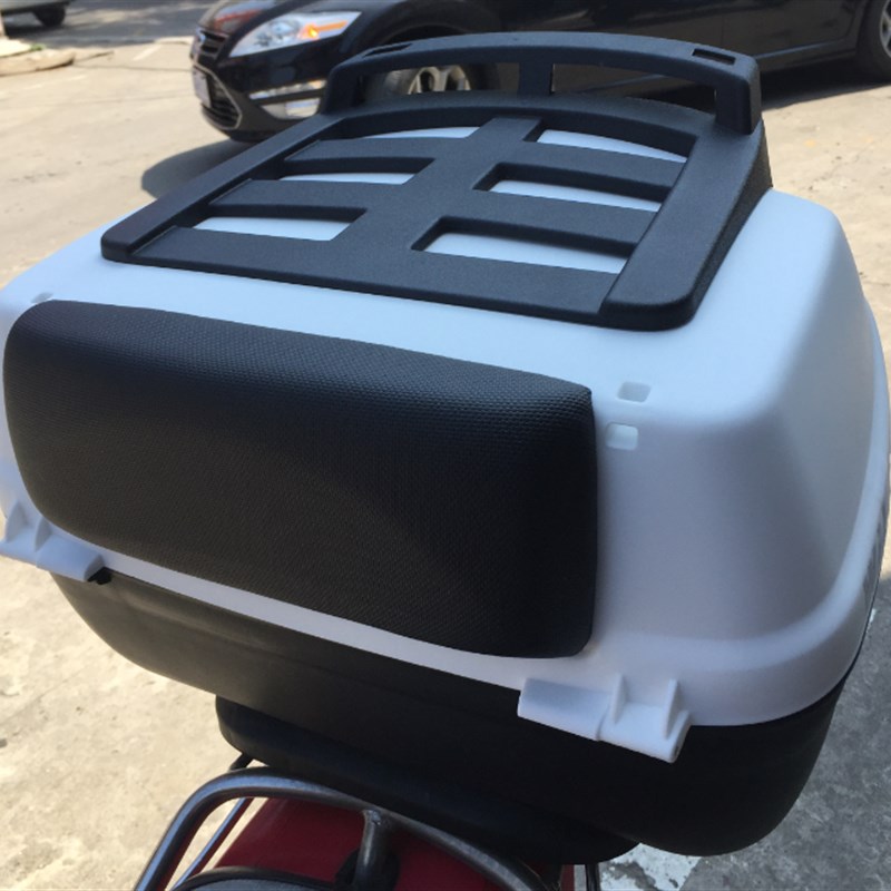 摩托车后备箱机车储物箱踏板车尾箱靠背电动车工具箱大号放全盔