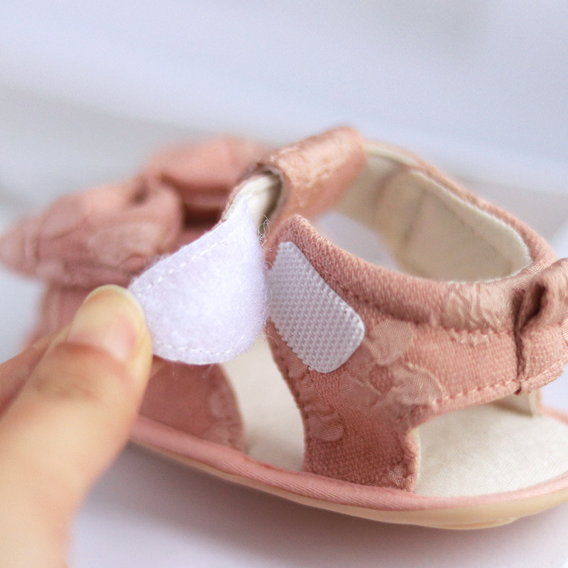 婴儿凉鞋夏季宝宝鞋子公主软底学步鞋防滑6-9个月布鞋8不掉7一岁1
