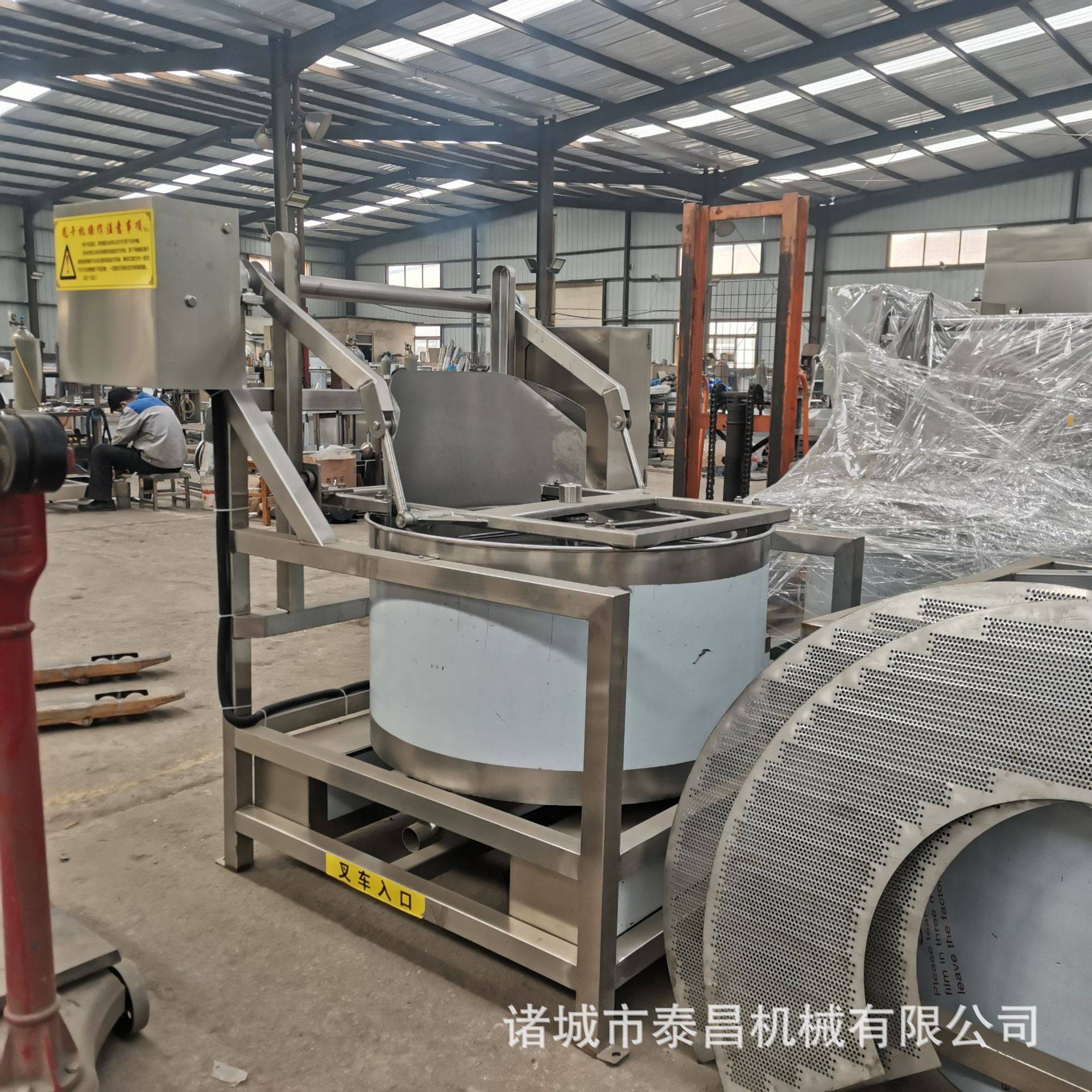 小型离心式油炸鸡块甩油机 可脱水脱油米豆腐脱油机 炸鸡排沥油机