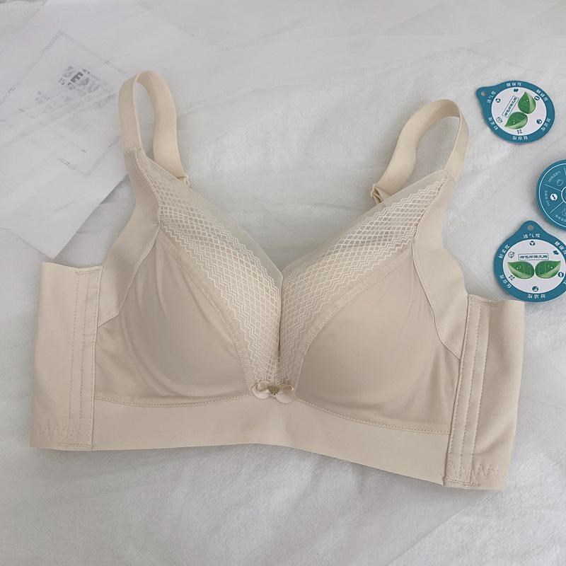 无钢圈内衣女小胸聚拢加厚显大收副乳上托防下垂调整型文胸四排扣