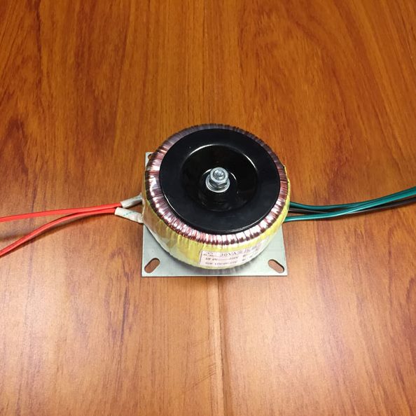 220V环形变压器  VW1双0730A转.9