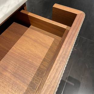 轻奢oFi斗柜PF胡桃木抽屉皮七风马鞍卧室deli意式 储物柜现代简约