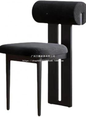 万腾中古风餐家桌椅法式子复古实木餐椅诧寂风用设计师H7897高颜