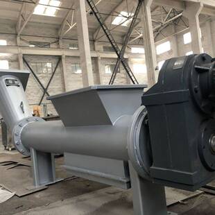 批量生产新款高排水压榨机、格栅出渣干运行平稳动力强劲干湿分离