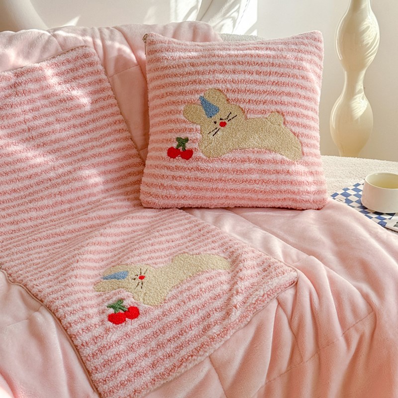 卡通保暖牛奶绒双面抱枕被子两用加厚午I休枕头二合一汽车上靠垫