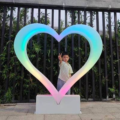 ld光爱心灯户外草坪装饰灯广场景区540互动道具网红e商场形景发观
