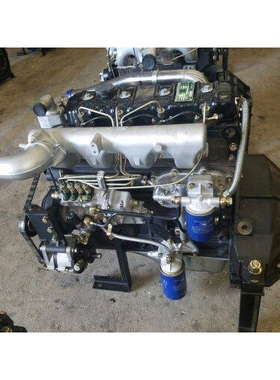 云南昆明云内4102QB(70KW/3200转)车用发动机柴油机