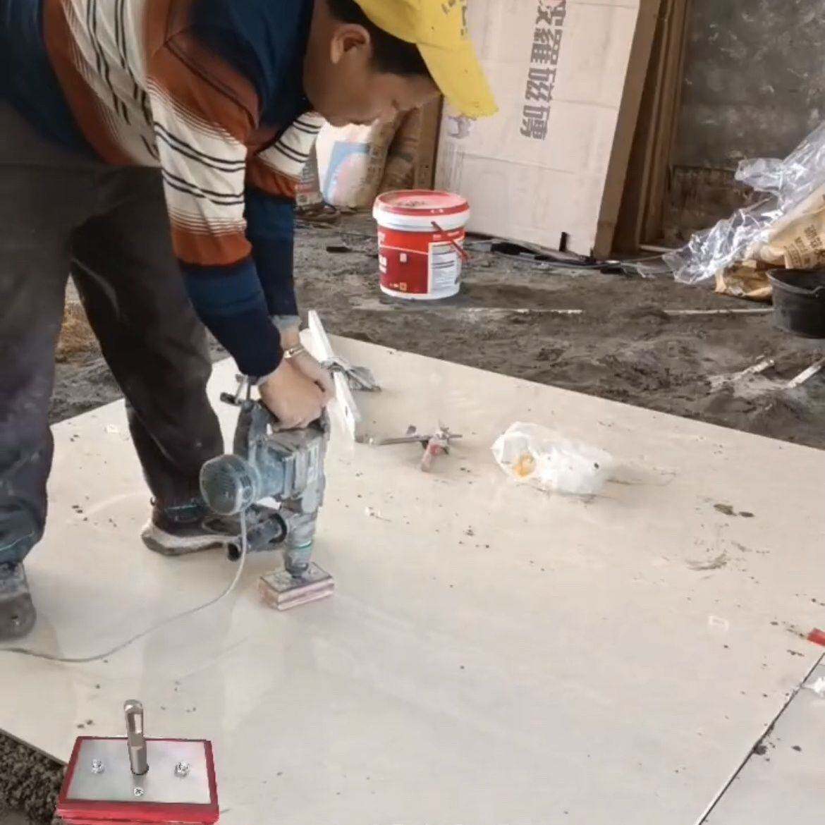 电锤电镐电动铺砖神器平铺机冲击钻电镐铺砖大功率铺地板专用工具