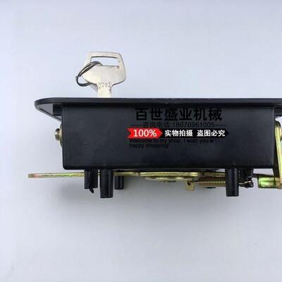 现代挖掘机R8LJK0/11勾0/150楼/2152/25-7驾驶门锁外拉手挖土机配