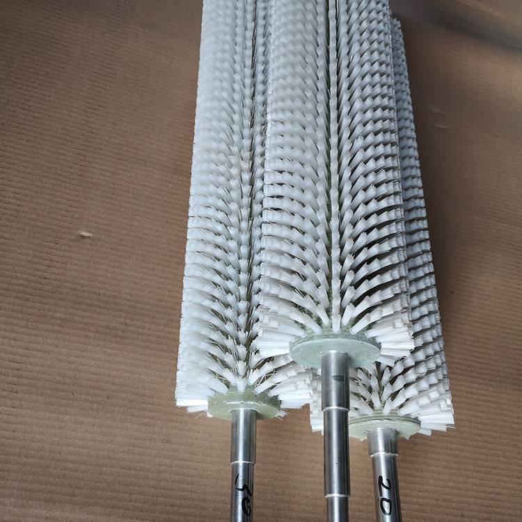 涂油刷尼龙丝清扫器设备清理滚筒刷软毛清洗圆形空心小毛刷辊