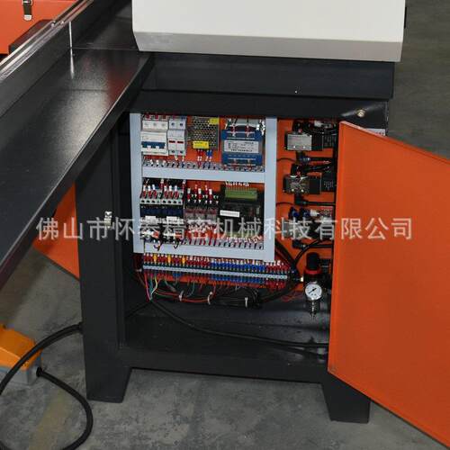 HT45双45度护度全头铝衣柜门护角一体机4锯°双切角5锯双锯355双
