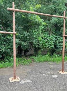 森系婚礼UAD拱门木架木桩花爬藤架杉子木杆桦树干架原木环创白装