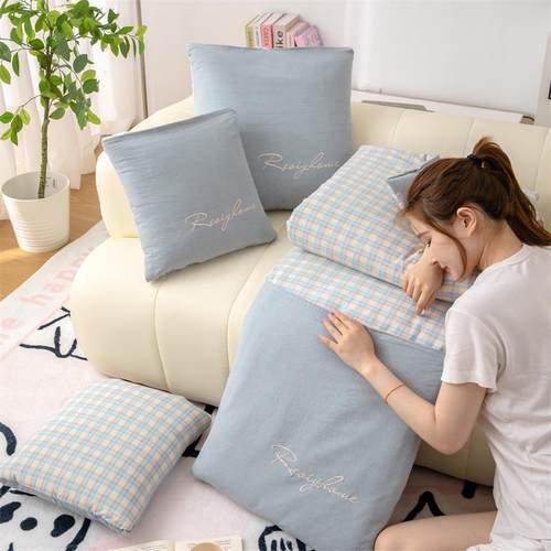 ?加厚抱枕载枕被子两用汽车靠垫Fh(x}b*b头办公室沙发叠折午睡被
