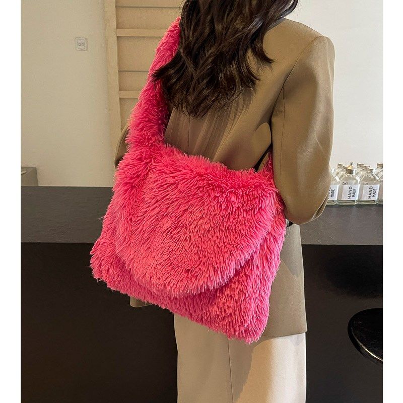毛绒包包女大容量2025秋冬季新款学生上课包韩系毛茸茸斜挎通勤包,箱包皮具/热销女包/男包,托特包,淘宝优惠券,粉丝福利购,淘宝优惠卷