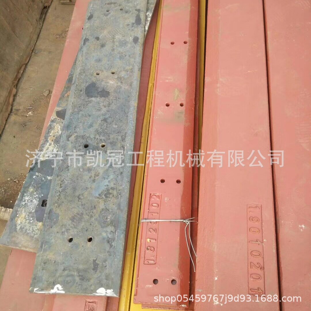 厂家销售雷沃936955953装载机铲板销轴铰接销修理包装载机配件