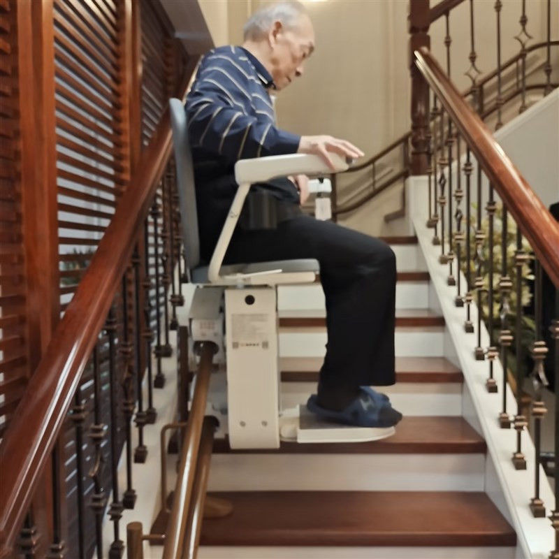 家用电梯别墅电梯无障碍电梯老人电梯爬楼机老年人座椅电梯老小区