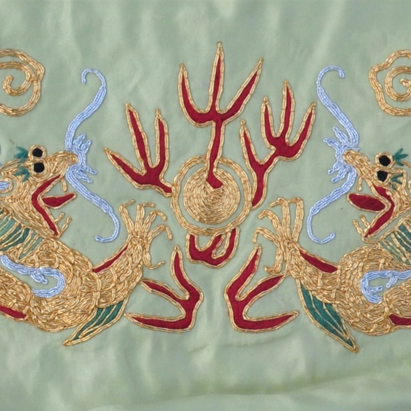 盘金绣手工刺绣老绣片二龙戏珠京绣手工绣品袖口裙摆下摆配花布料