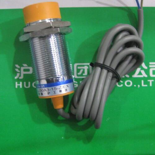 沪工集团LJ30A3-15-Z/AX 电感式接近开关 三线直流NPN常闭