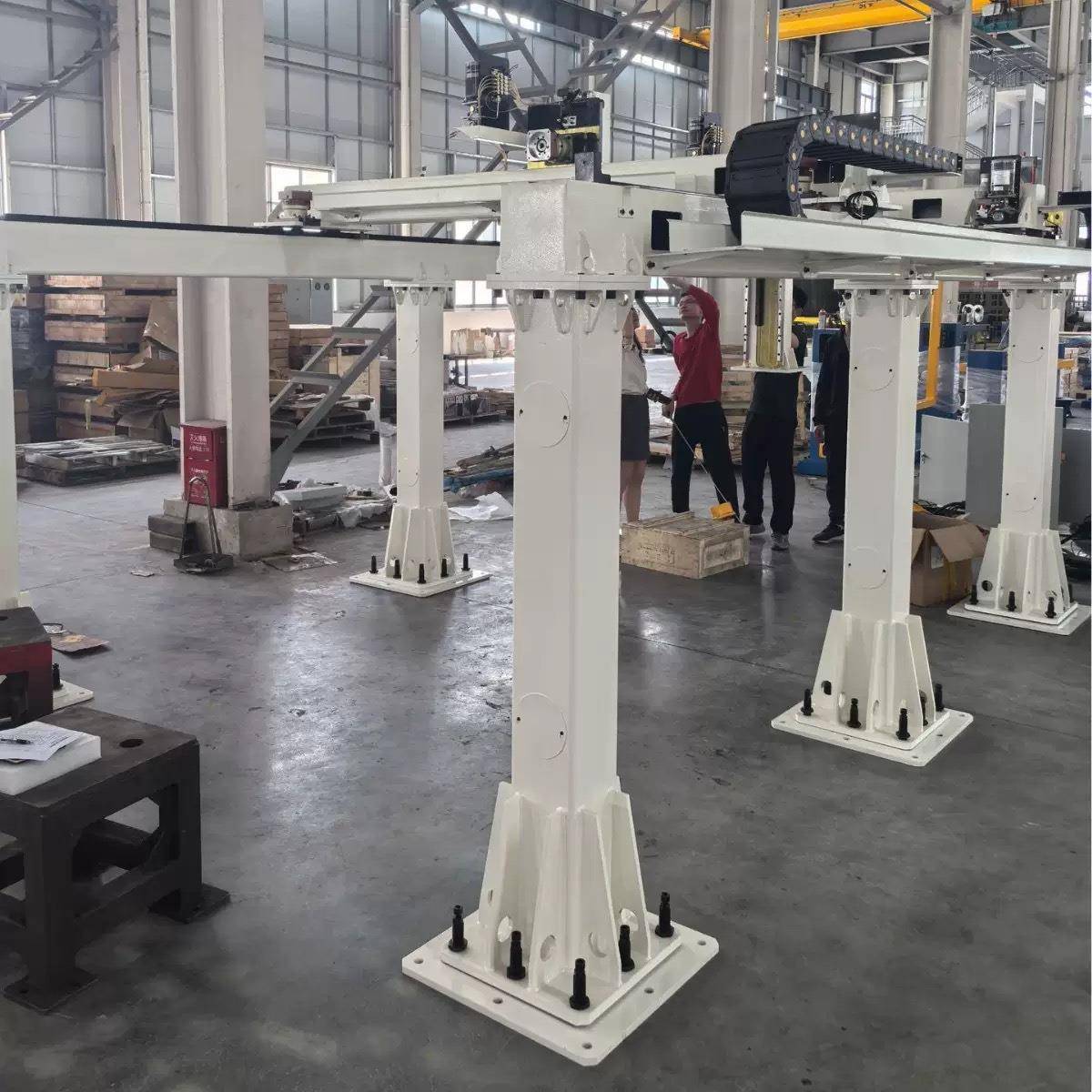 龙门桁衡架机械手车重型工业间下料覆带线自动搬运UFB平臂龙门上