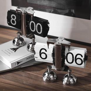 天平数钟字F97S6S56自动翻页意时钟机械桌面表创摆件客厅轻时尚 简