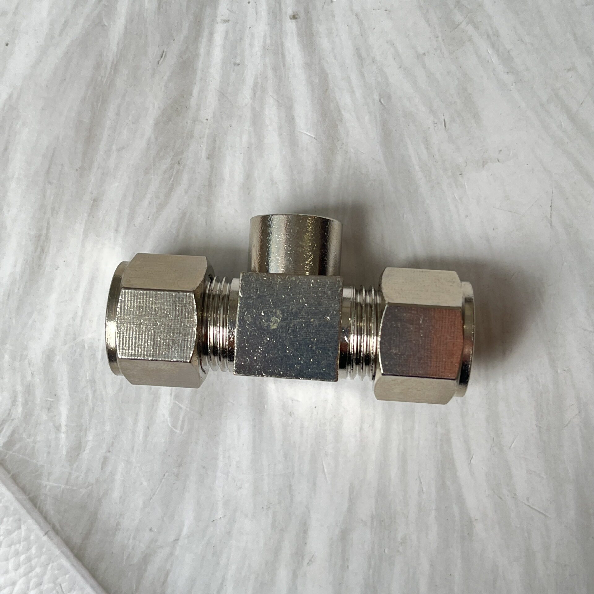 高压快拧接头9.52mm 铜镀镍高压雾化喷嘴喷雾接头快拧式三通