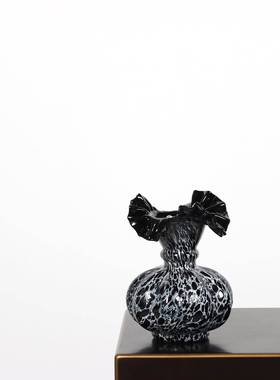 中i古风极简奶牛黑色白色芬顿琉璃花玻高1级感大璃小瓶ns风高颜值