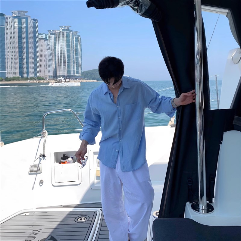 浅蓝色亚麻长袖衬衫男夏季韩版男友风高级感薄款透气度假防晒衬衣