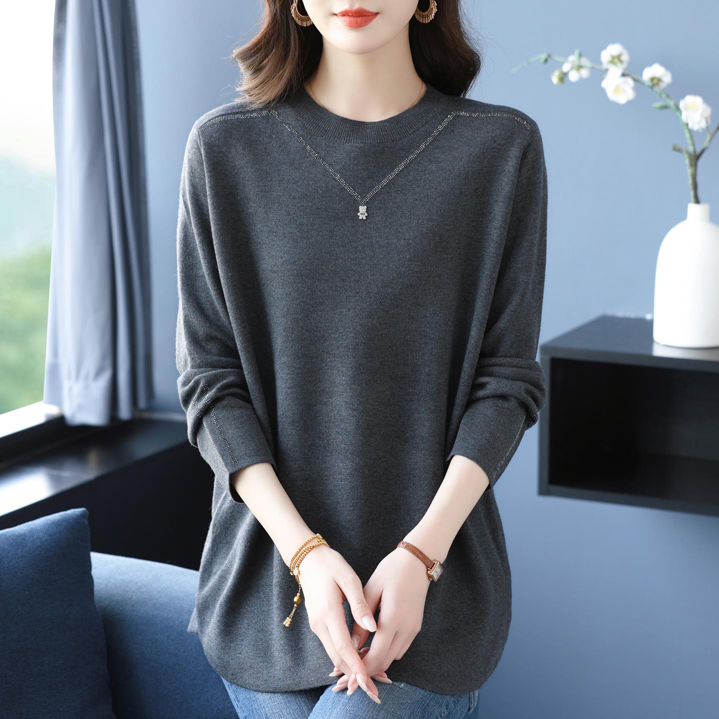 中年妈妈秋冬羊毛针织衫女宽松显瘦遮肚中长款毛衣加肥加大码上衣