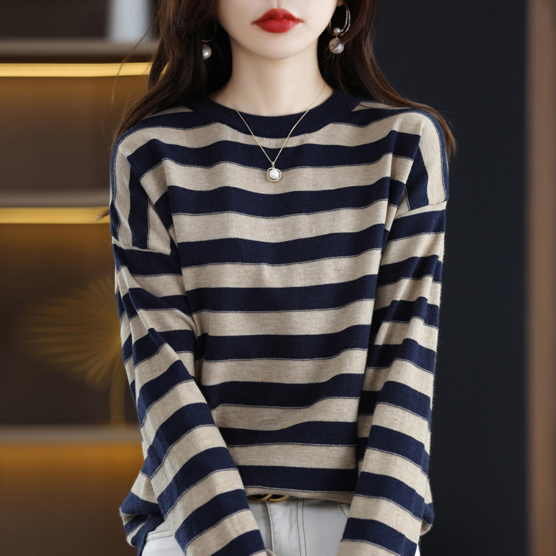 圆领条纹羊毛衫春秋季针织上衣2025新款毛衣女宽松显瘦内搭打底衫
