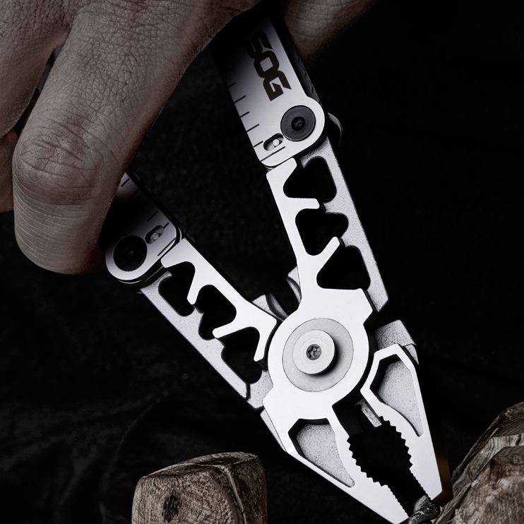 皮带扣S索腰带折叠1便携DC0战术钳子0工具SN1户外E野营格多功能OG