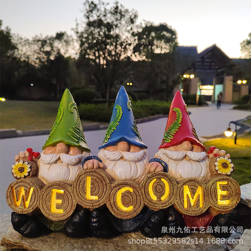 树脂欢迎牌小矮人花园侏儒太阳能LED户外装饰花园灯摆件雕像