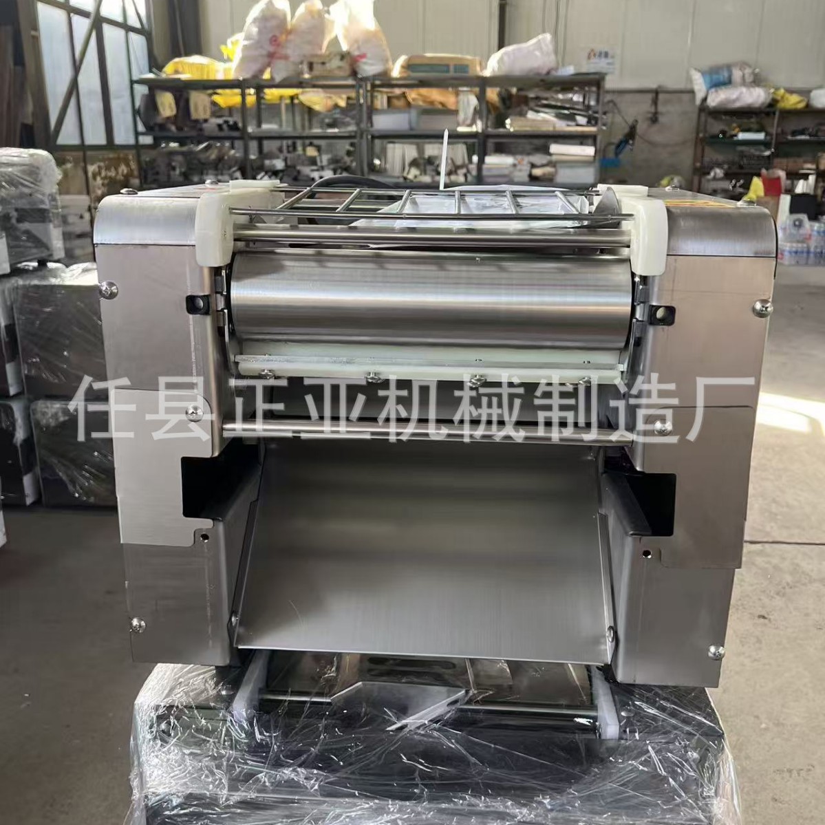 压面机110V220V不锈钢揉面机台式压面团机包子馒头拉面压面机厂家