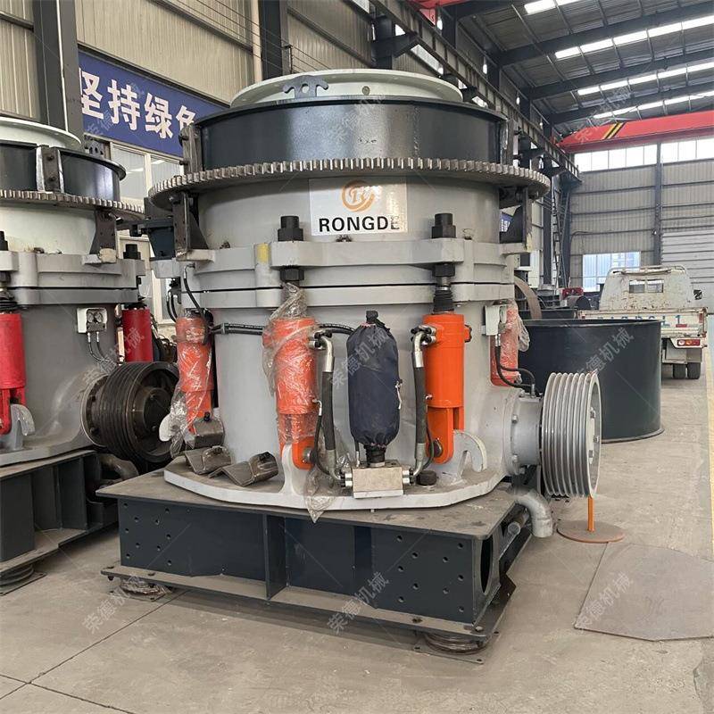 HP300圆锥破碎机时产200吨的砂石生产线石英石铁矿石铝矾土粉碎机