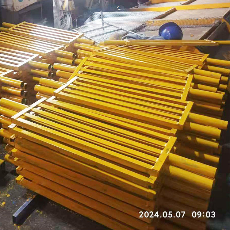 工地脚手架临时踏步 施工楼梯踏板 工程外墙架专用楼梯角铁踏板