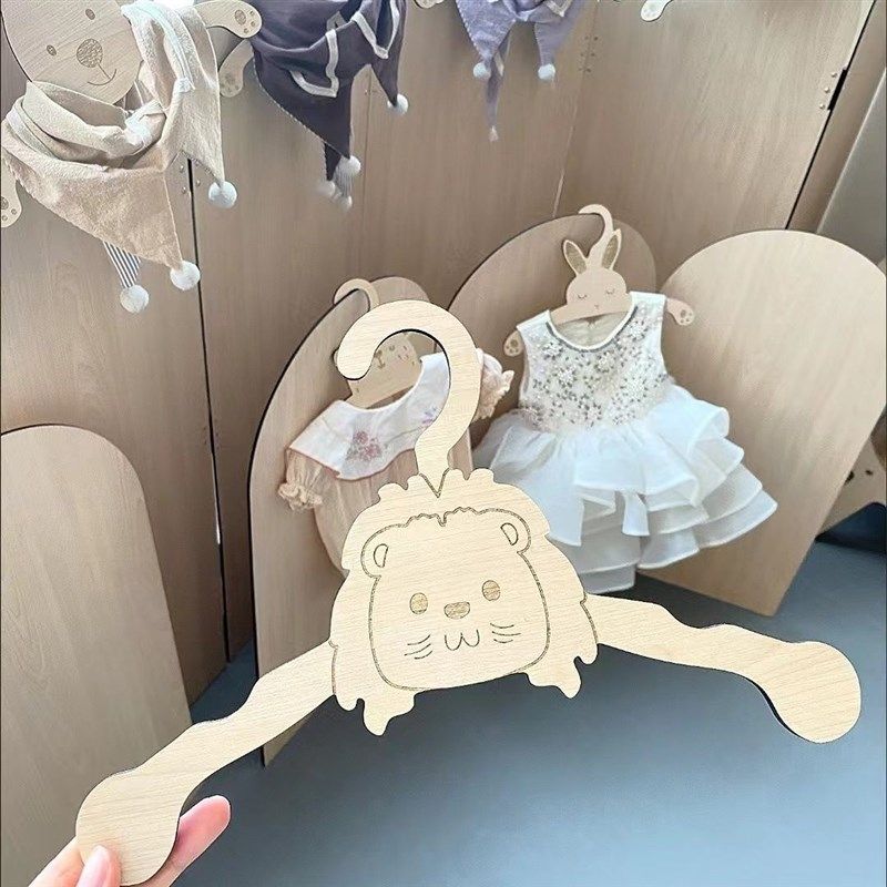 宠物衣架木质小衣架宠物服装店挂衣架专用衣撑宠物猫咪狗狗木衣架图片
